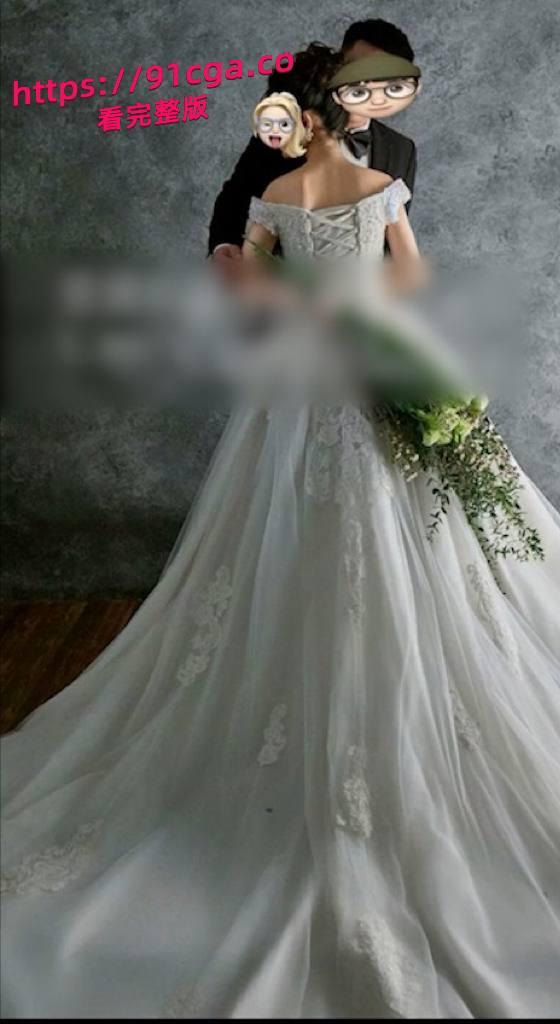 【真实结发妻子】“操的好爽啊，再快一点”大神老婆绝对算得上端庄典雅！