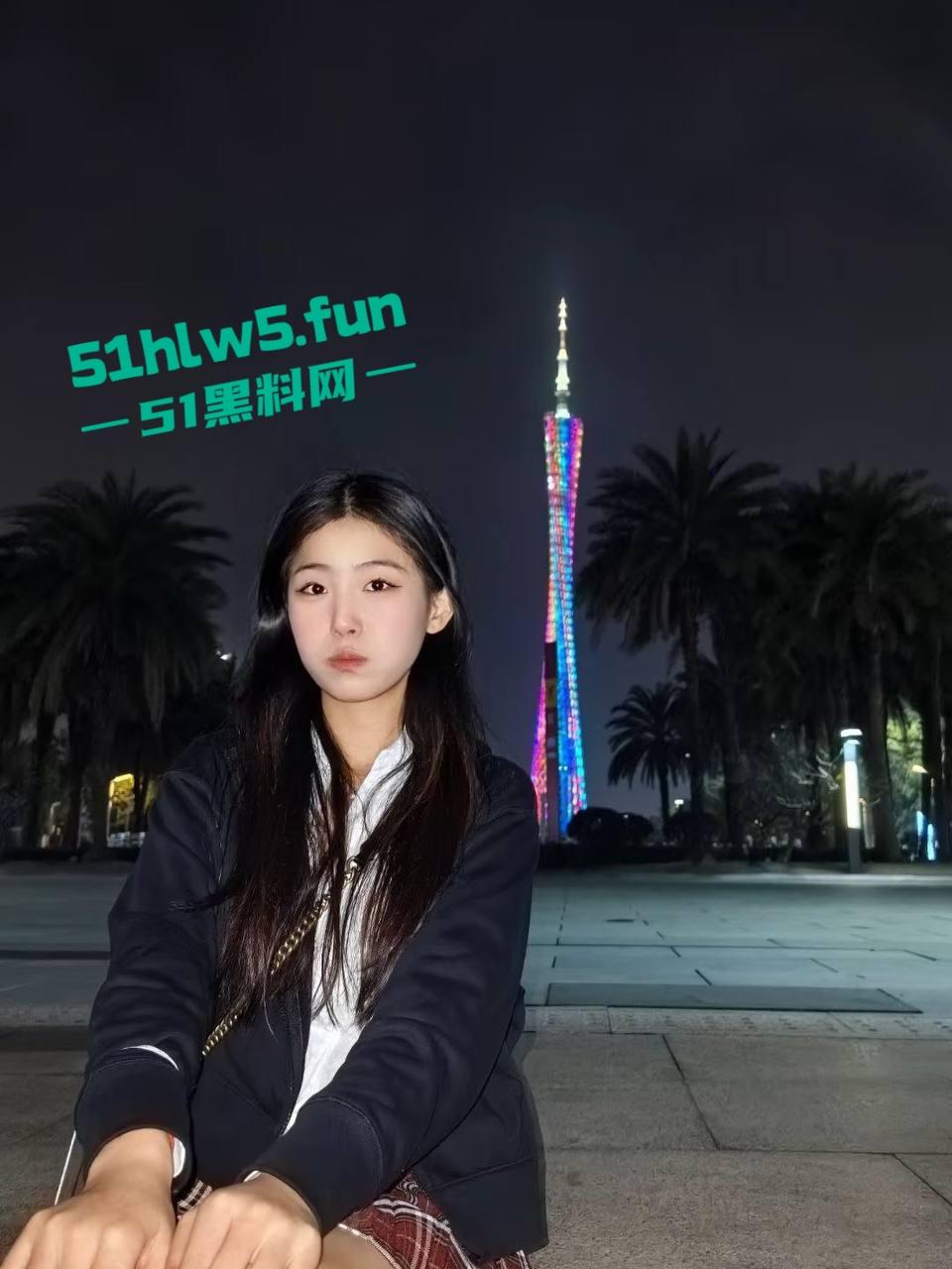 上海交通大学【赵若菲】极品身材大二学生妹，金主爸爸包养翘起美臀上位骑乘，性爱视频流出。